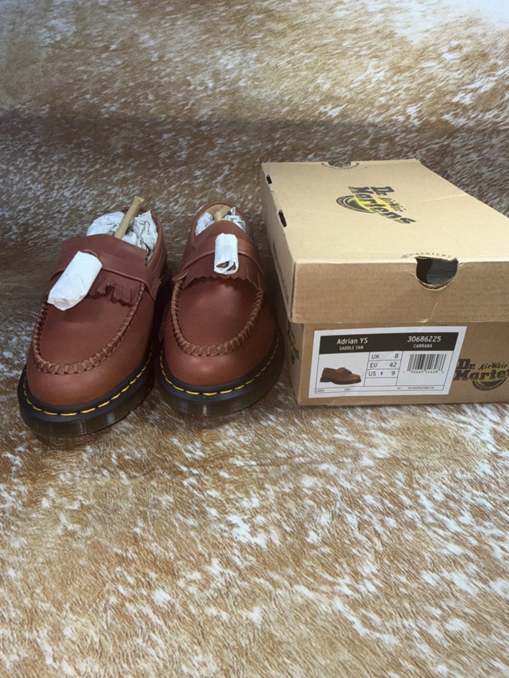 Dr. Martens Adrian YS Brown Leather Loafers- New- size 9 NIB Saddle Tan Color - Picture 13 of 13